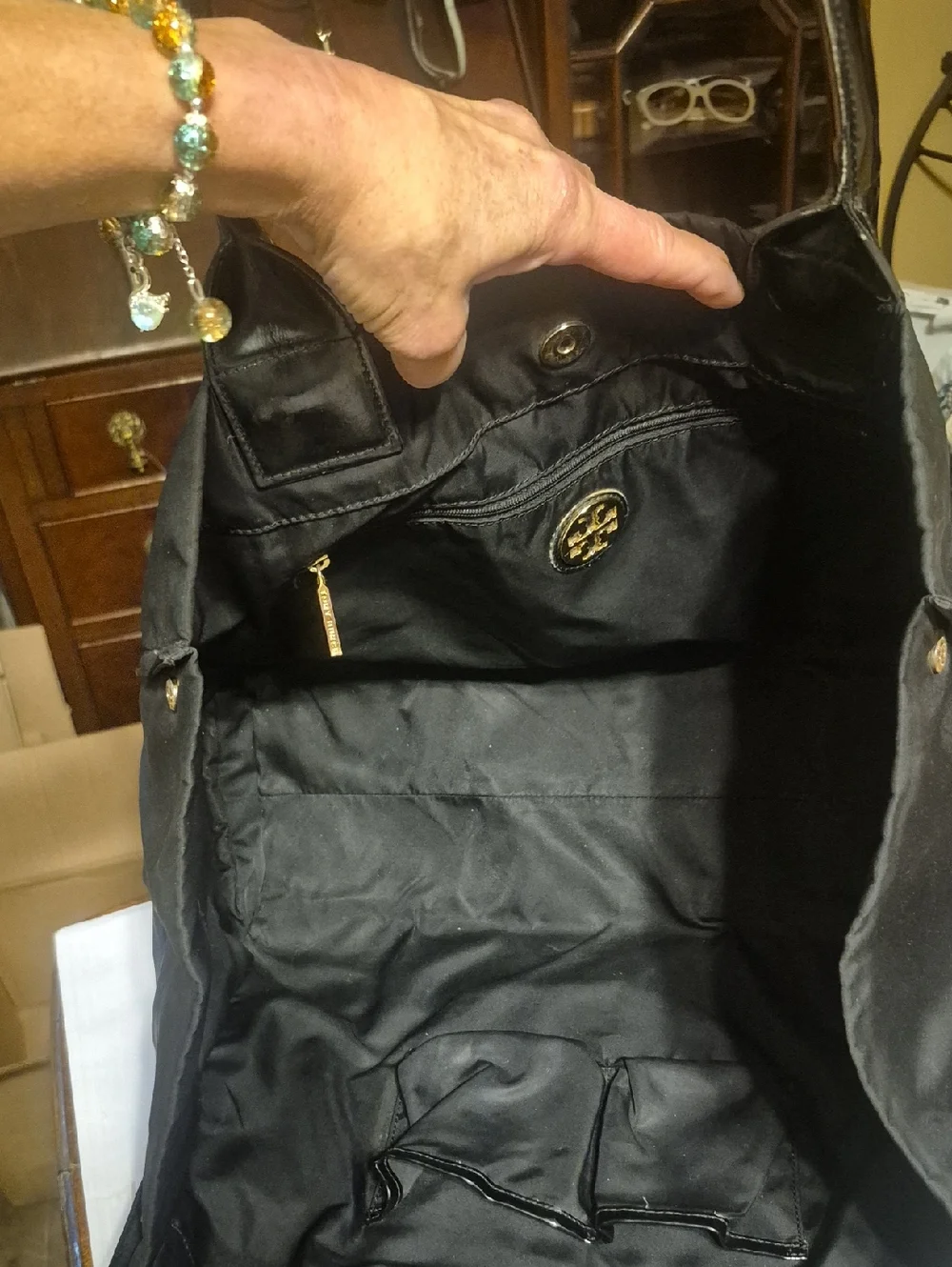 EUC Tory Burch Tote Bag. - Picture 9 of 15